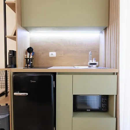 Syncron In The Center Of アパート ティラナ