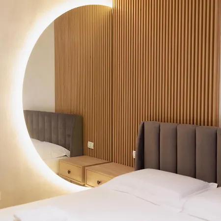 Syncron In The Center Of Apartment Tirana