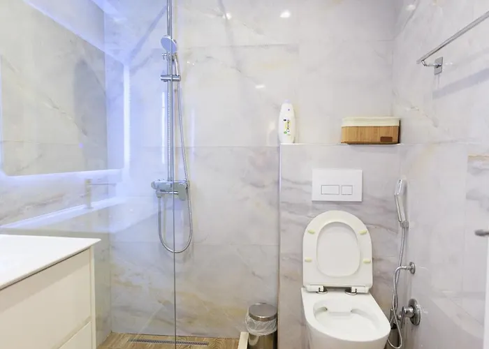 Syncron In The Center Of Apartman Tirana