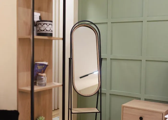 Syncron In The Center Of