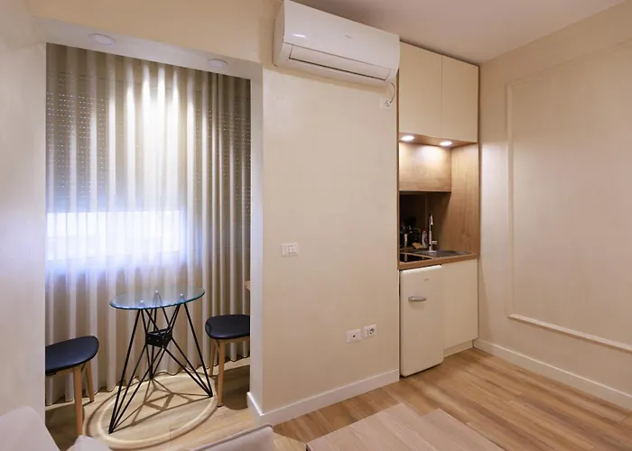 Syncron In The Center Of Apartman