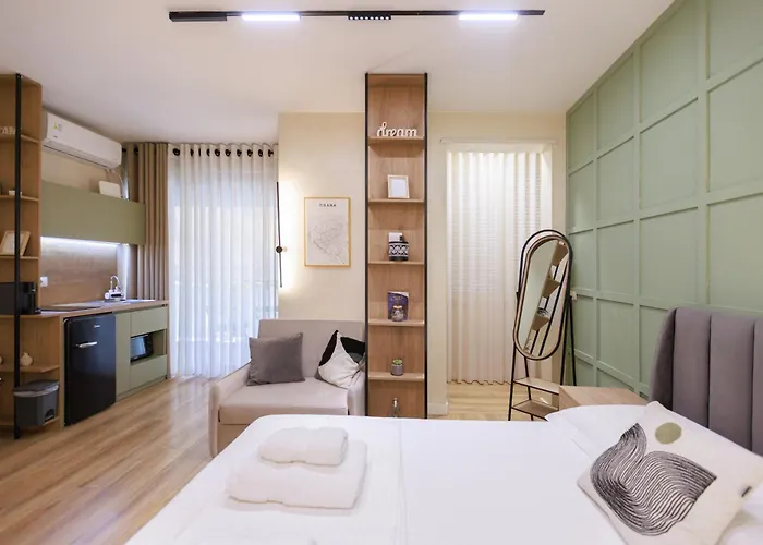 Syncron In The Center Of